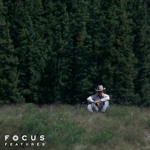 “I didn’t know this [at first], but ‘Ennis’ means ‘island.’ Ennis is a man unto himself, and he keeps to himself the most of anybody...He can’t access his emotions and be with the person he loves most in the entire world.” - Anne Hathaway, who plays Lureen in Brokeback Mountain. #TBT | Focus Features