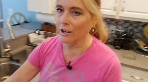 32K views · 162 reactions | The #WasteNoWater Challenge is in full swing! Kelly Cass shares a tip to reduce water use in the kitchen. According to www.watercalculator.org, hand washing a load of dishes can use 20 gallons of water, but water- and energy-efficient dishwaters use as little as 4 gallons  | The Weather Channel | Facebook