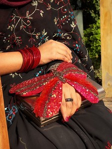 DIY butterfly purse 🦋 #viralvideochallenge #diy #diypurse #diybag #foryoupageシforyou #reelschallenge #shortsreels #diyprojects #aesthetic #diypurse #diyclutch #clutch #trendingreel | Scribble line