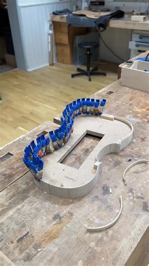 47K views · 754 reactions | When the violin seems to craft itself  Here I’m gluing the ribs I prepared in the last video.  #violin #violinmaker #luthier #luthiertok #geige #geigenbauer #woodworking #woodtok | Jessica Violins | Facebook