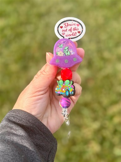 Alien Valentine Shaker Badge Reel | Glow in the Dark, Retractable - Etsy