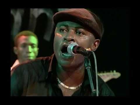 Reddy Amisi - Concert Live Au Studio Maman Angebi (2009)