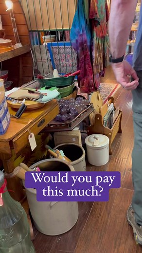 34K views · 319 reactions | Gorgeous lucite grapes found on the Oregon picking trail! Would you pay this much? #vintagehunter | Part-Time Pickers | Facebook