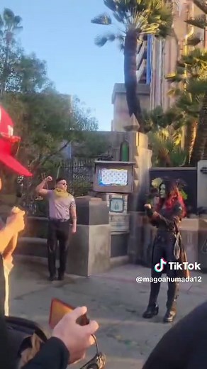 Guardians of the Galaxy: Come and Get Your Love Performance
