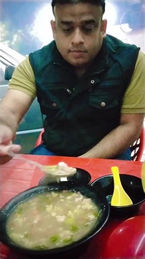 Hateem fatimah itni sardi main soup p rahi