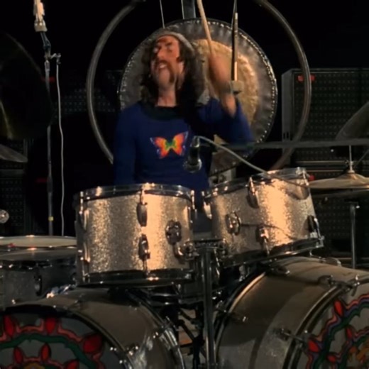 Pink Floyd performing "One of These Days" at the Amphitheatre of Pompeii in 1971. | Pink Floyd Forever Love