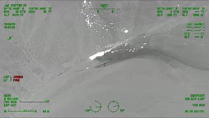 Last night the QRF fleet delivered over 50,000 Gallons of retardant on the #Southfire, below is a video of N40CU dropping an impressive 3000 gallons of retardant last night as taken from Copter 76, our HELCO and fire intelligence aircraft. With our two crews we are able to work all day and all night, the fleet is already back at it this morning with the day crew! | Coulson Aviation - Next Gen Firefighting