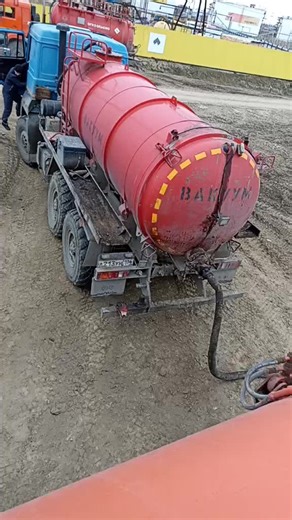 Industrial Tank Maintenance in Action