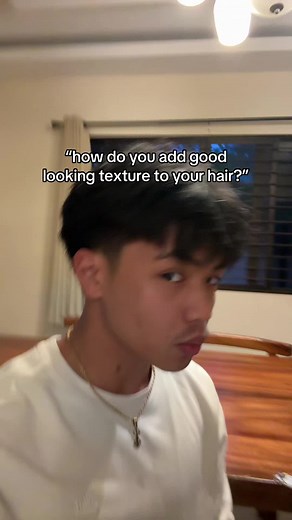 How to Add Texture to Your Hair with Easy Tricks