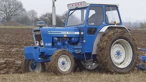 3.2K views · 111 reactions | Another small clip of the Ford 7600 in action. | The Tractor Twitcher | Facebook