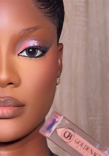 My Makeup Online Class is finally open for registration and this is your sign to register and start learning! DATE: APRIL 15th - MAY 1st 2026 COURSE OUTLINE : * 3 LOOKS ON LIGHT AND DARK SKINNED * PICTURE AND VIDEO EDITING CLASS * DETAILED STEP-BY-STEP MAKEUP APPLICATION * SIGNATURE LIFTED EYE LOOK * SIGNATURE SIDE CUT CREASE LOOK * NUDE LOOK FOR DIY CLASS * PRO SKIN PREP FOR DIFFERENT SKIN TYPES * SIGNATURE BROWS TECHNIQUE * SIGNATURE LIPS TECHNIQUE * MATTE AND DEWY SKIN FINISH * PRODUCT USE AN