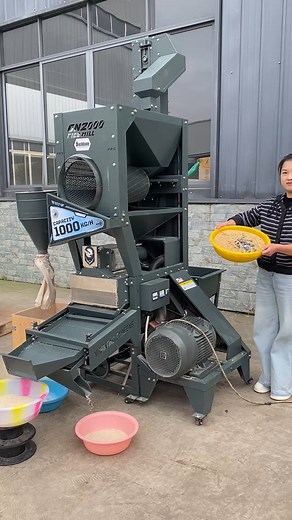 8.1K views · 63 reactions | Our rice mill can process both brown and white rice — fast, clean, and efficient. Boss Wang brings power to your farm! #ThresherMachine #dawnagro #AgricultureMachinery #ricefarmers #Backbone | Maggie | Facebook