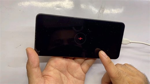 logo charging fux via short killer | Valiente Julius