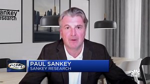 Crude oil falling below $80! But @crudegusher says it could be the beginning of an oil romance for investors. He also pairs up some Big Oil names. $OXY $DVN $COP | CNBC Fast Money