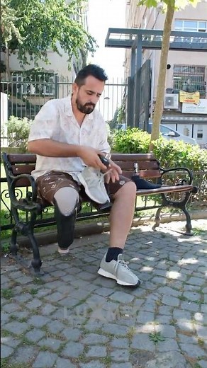 This prosthetic foot moves just like a real one!