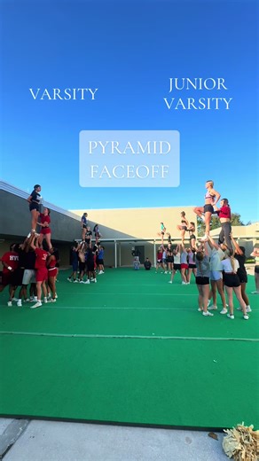 Mini Pyramid Faceoff 👏🏼👏🏼 Varsity vs JV….Who Won? 🤔 #cheer #coedcheer #hudsoncheer #highschoocheer #cheerleading