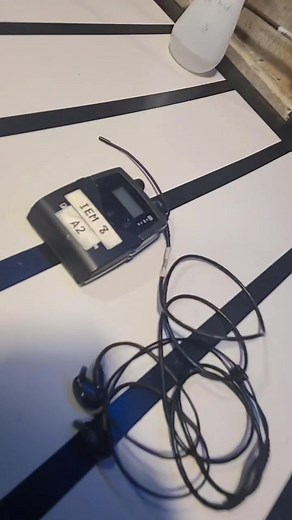 What's in a monitor mix? #draftsvideo #Vidiot #Production #Audio