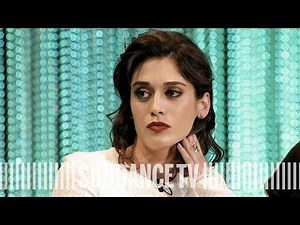 Masters of Sex | Lizzy Caplan Proves Herself | BEHIND THE STORY