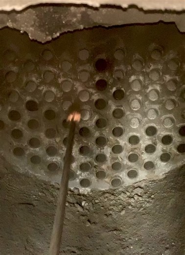 🔥 Ever wondered what keeps our steam locomotives chuffing along? Here’s a rare look inside the smokebox! The round holes you can see are fire tubes — they carry the heat from the fire through the boiler to heat the water and create the steam that powers our engines. 🚂💨 It’s not often you get to see this hidden part of the locomotive, but without it, there’d be no puff, no whistle, and no steam trains! Come ride with us and experience the magic of steam in action here at Heatherslaw Light Rail