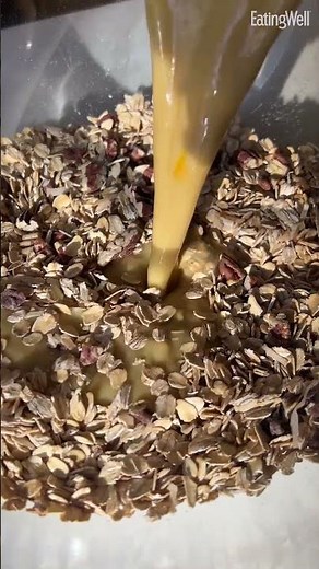 Carrot Cake Oatmeal Bars (Make-Ahead Breakfast)