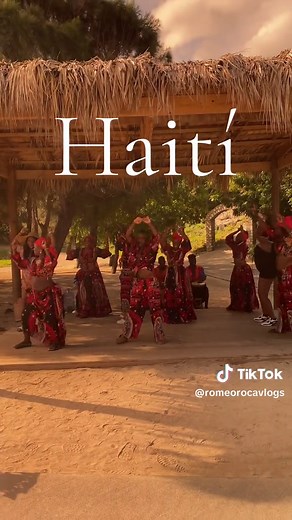 Cultural Haitian dance 🇭🇹 #haiti #labadee #labadeehaiti #labadeevibes #carribean #haitiantiktok #haitiandance #haitianmusic #royalcarribean #islands #travel #vlog #travelvlog