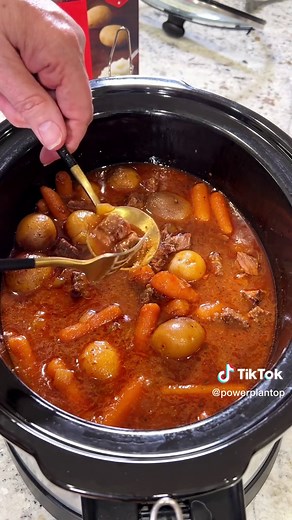 Easy Crockpot Beef Stew Recipe