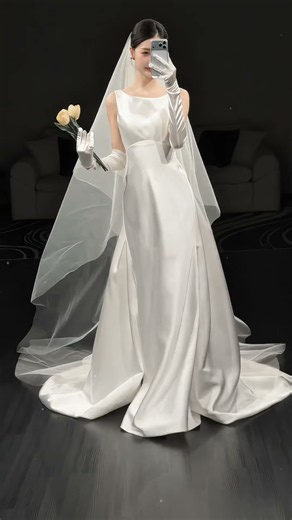 🫧I was absolutely blown away by this off-the-shoulder satin wedding dress! (Wuhan wedding dress