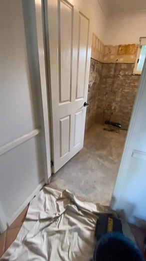 Our Tuesday mornings! #showerservice #showerdr #bathrooms #tradies #leakingshowers #fixthatleak #theshowerdr #renovations #rebuilds #tiles #grout #explorepage #beforeandafters #allthingsbathroom #showerbaserebuild #transformation #regrouting | The Shower Dr Brisbane