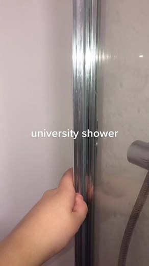 girl boss only #n1pple #n1pplepiercing