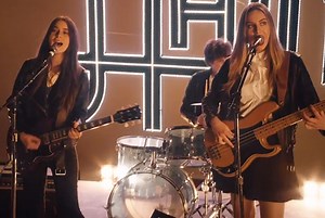 Haim Relive Pop-Rock's Heyday in New Video