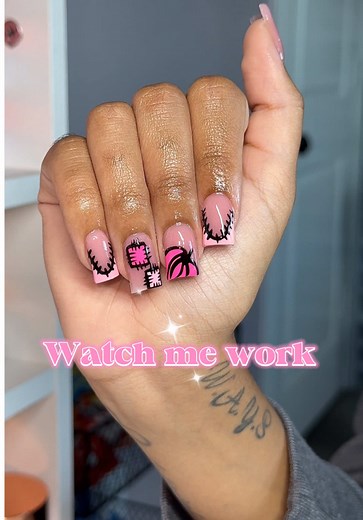 1st Halloween set of the month 🖤🩷 Yall booking or looking? Book now 🥳 #NailTech #nailinspo #NailTutorial #halloweennails #halloween