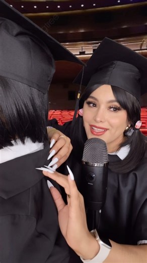 Alguien aquí ya se va a graduar? 🎓 ✨🙋🏻‍♀️ - #asmr #graduacion🎓 #gesasmr | Ges ASMR