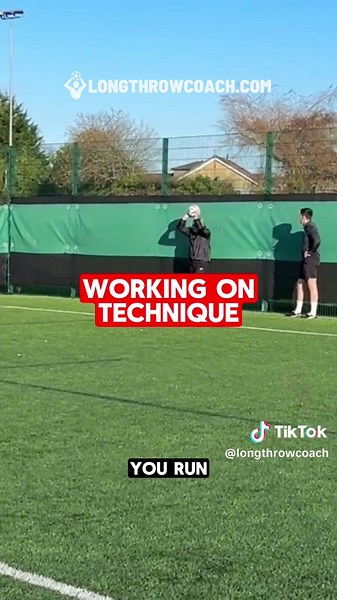 Telegraph reporter Sam Dean tried my long throw system… 1 session later: 10 yards and landing it on the 6-yard line 😳 Not bad for someone who’s never taken a long throw! #f#footballtrainingb#beforeandafterl#learnontiktokl#longthrowfootballcoach