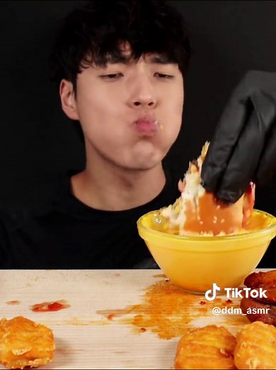 Burger King Whopper & Chicken Nuggets Mukbang