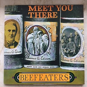 15588569-Beefeaters-Meet-You-There