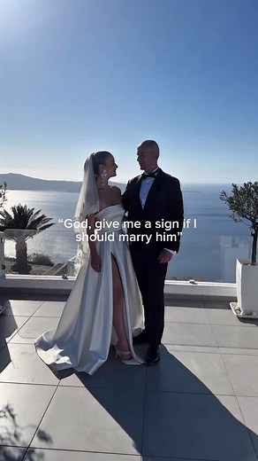 Thank you God for our special day #wedding #love #light #happiness #weddingday #bride #santorini #greekwedding #greece | Anz