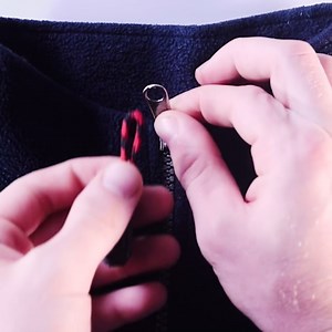 Paracord Planet Zipper Pulls Available in Various Color Combinations – 5 Pack