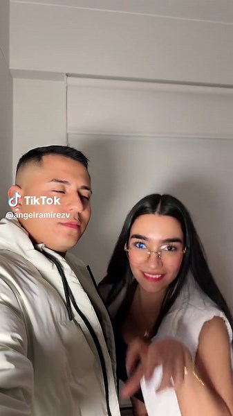 La Bienvenida a Laura Zapata y Ángel Ramírez