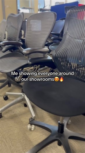 Our stunning office chairs are just as comfortable as they look!🤩✨ #cityusedandrecycledofficefurniture #officefurniture #recycledfurniture #greatdeals #sustainable