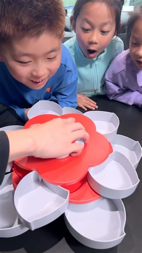 Litgadgets 🧸 Cool Things & Funny Stories 😂 Kids Gadgets, Family Comedy, Sitcom Moments #shorts