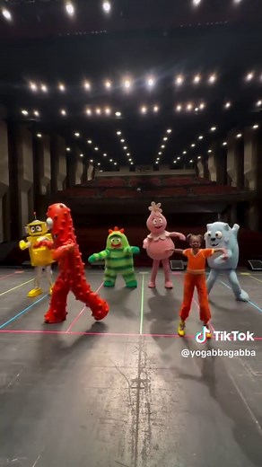 Exploring Yo Gabba Gabba Land for Kids