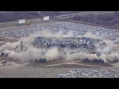 Watch as crews successfully implode the Pontiac Silverdome