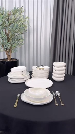 Whitney home appliances | 25pcs luxury dinner set available 🔹350,000 ✔️6 dinner plates ✔️6 side plates ✔️6 bowls ✔️6 soup bowls ✔️1 platter Nb:we don't have... | Instagram