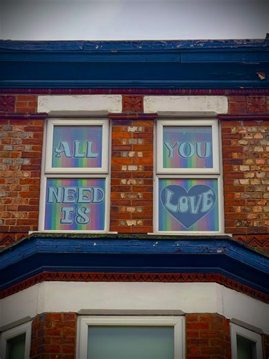 786AM | ✨ WHERE’S AMINAH? ✨ In other news, I’ve been blessed enough to open a new workspace for a new venture that I’m establishing (stay tuned!... | Instagram