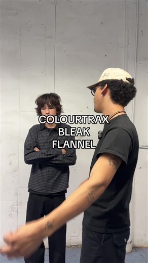 trax (@colourtrax)’s video of flannel