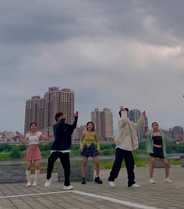 Sibling dance 🤍 New jeans ‘Super Shy ‘ Challenge LUN GAI L Lun Yan L Lun Sai L Lun Tse | Lun Zaung - လွန်းဇောင်း