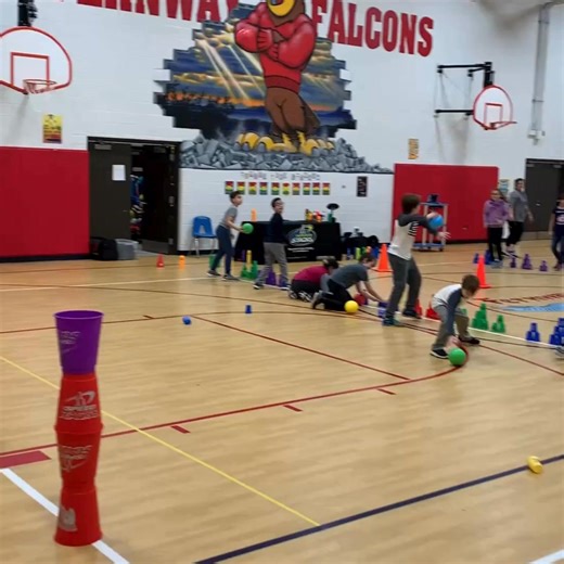 ANGRY BIRDS… but make it Sport Stacking! This is one of our activities for any program. Build your “pig tower” with cups… then take turns knocking it down with a soft toss! 🎯😂 ✅ Teamwork strategy ✅ Hand-eye coordination ✅ Quick turns nonstop fun Who’s taking the first shot?! 👀👇 #sportstacking #physed #pegame #angrybirdschallenge #speedstacks #afterschoolfun | Speed Stacks Inc