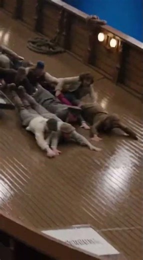 The Human Avalanche No Traction BTS