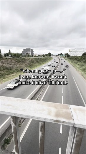 “What will you do in the future?” present myself as a new roof decoration✌🏼 #vent