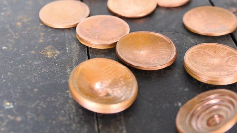 SLIME ANTISTRESS BALL VS HYDRAULIC PRESS